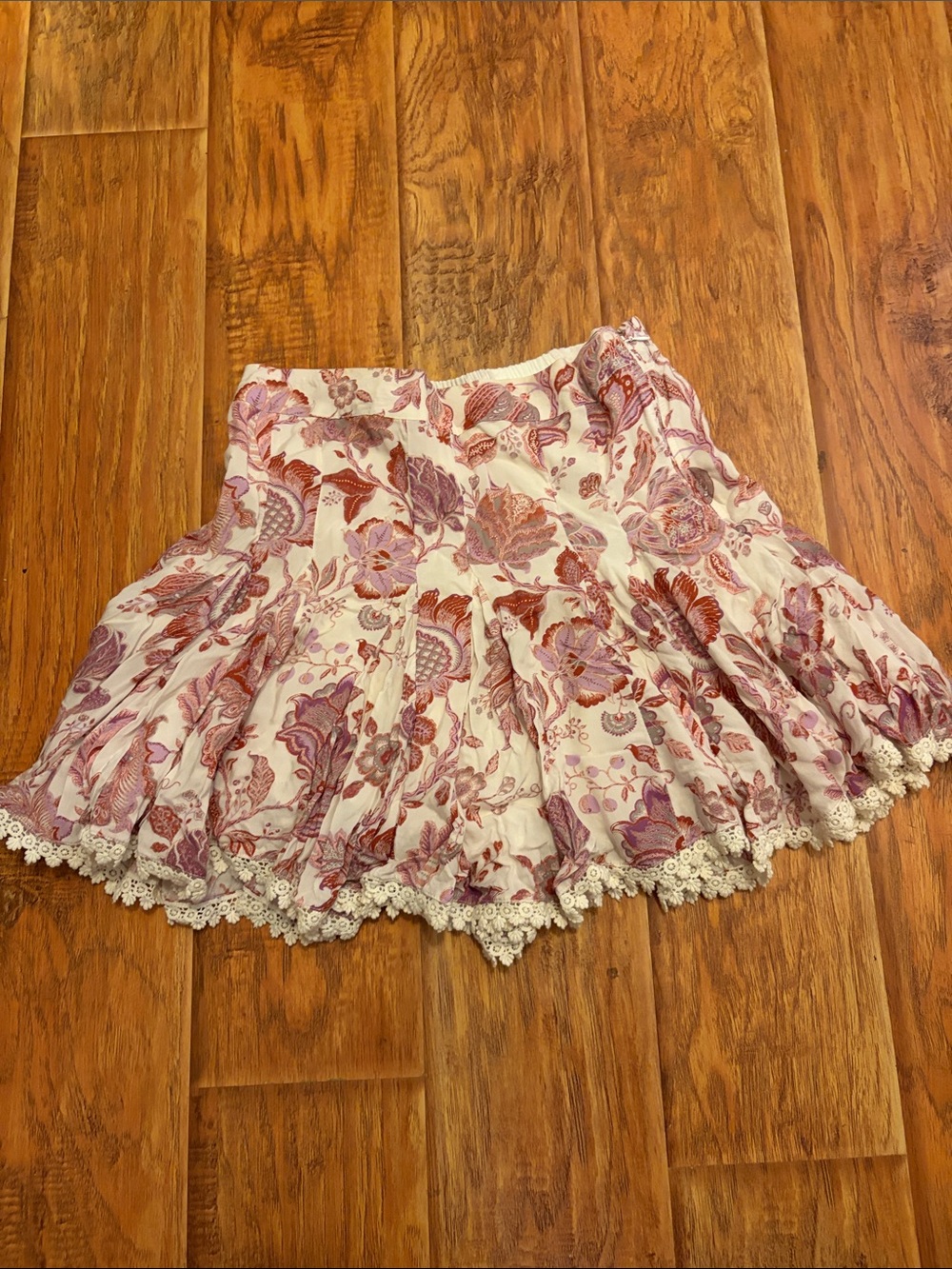 Boho Floral Lace-Trim Skater Skirt in White and Purple-Pink
